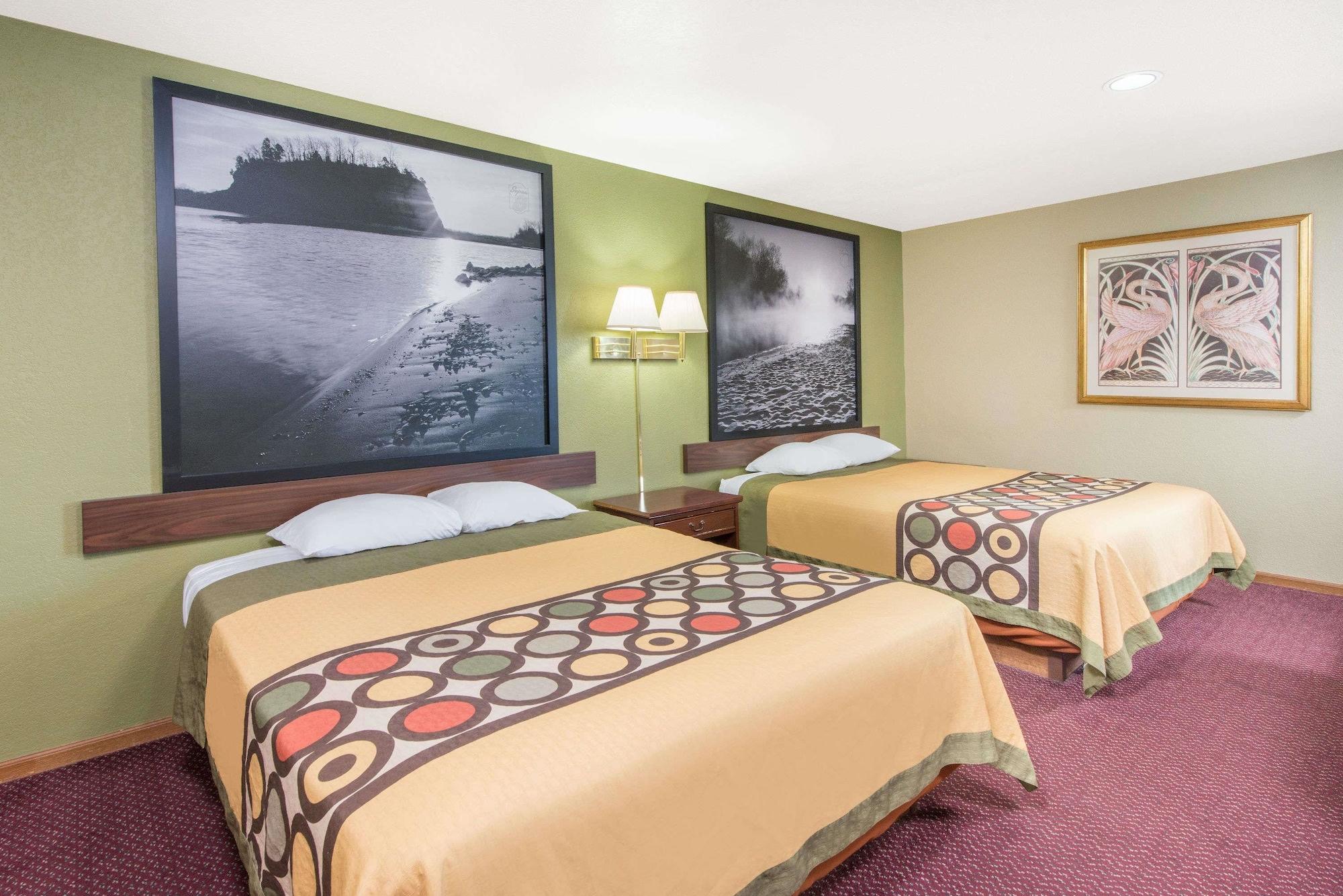 Super 8 By Wyndham Sikeston/Miner Area Hotel Екстериор снимка