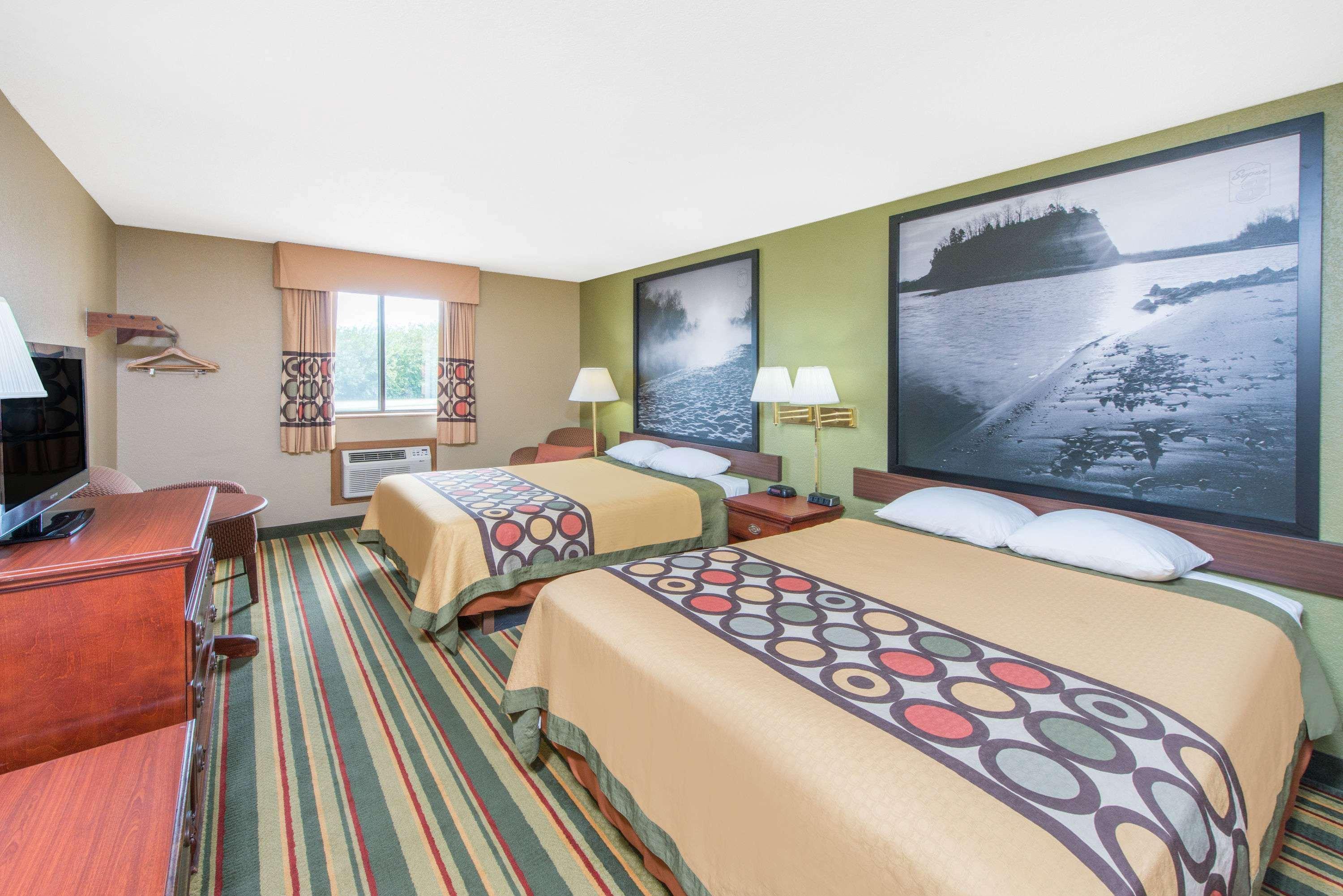 Super 8 By Wyndham Sikeston/Miner Area Hotel Екстериор снимка