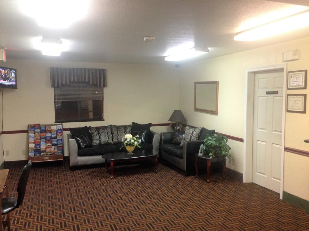 Super 8 By Wyndham Sikeston/Miner Area Hotel Екстериор снимка