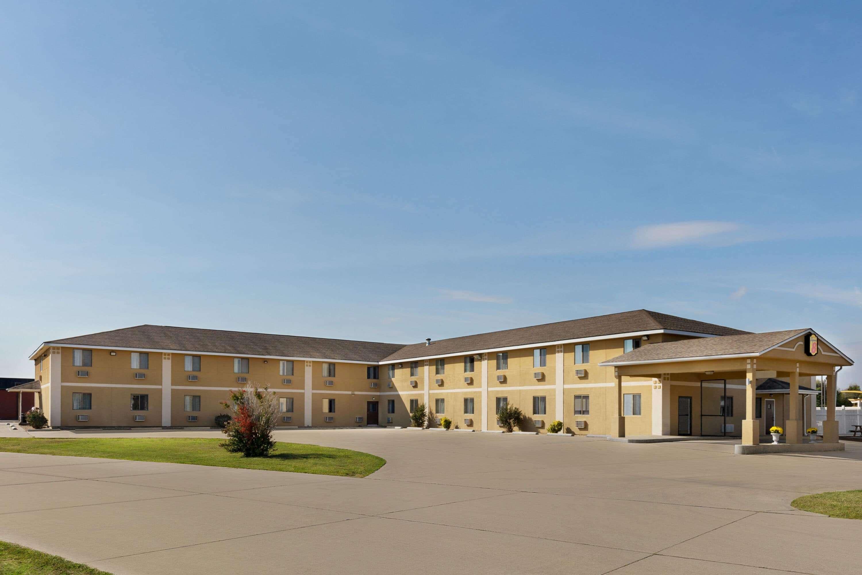 Super 8 By Wyndham Sikeston/Miner Area Hotel Екстериор снимка