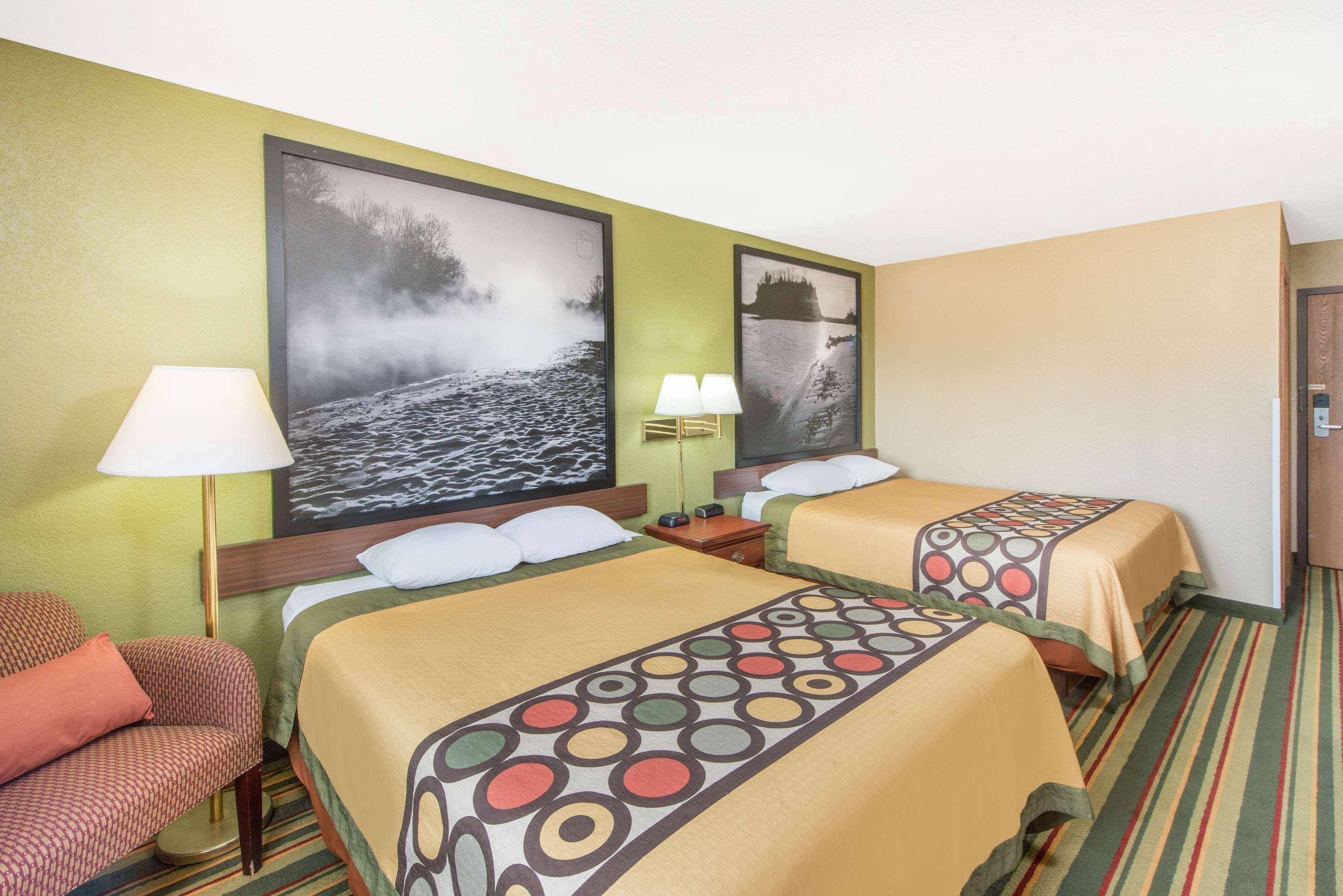 Super 8 By Wyndham Sikeston/Miner Area Hotel Екстериор снимка