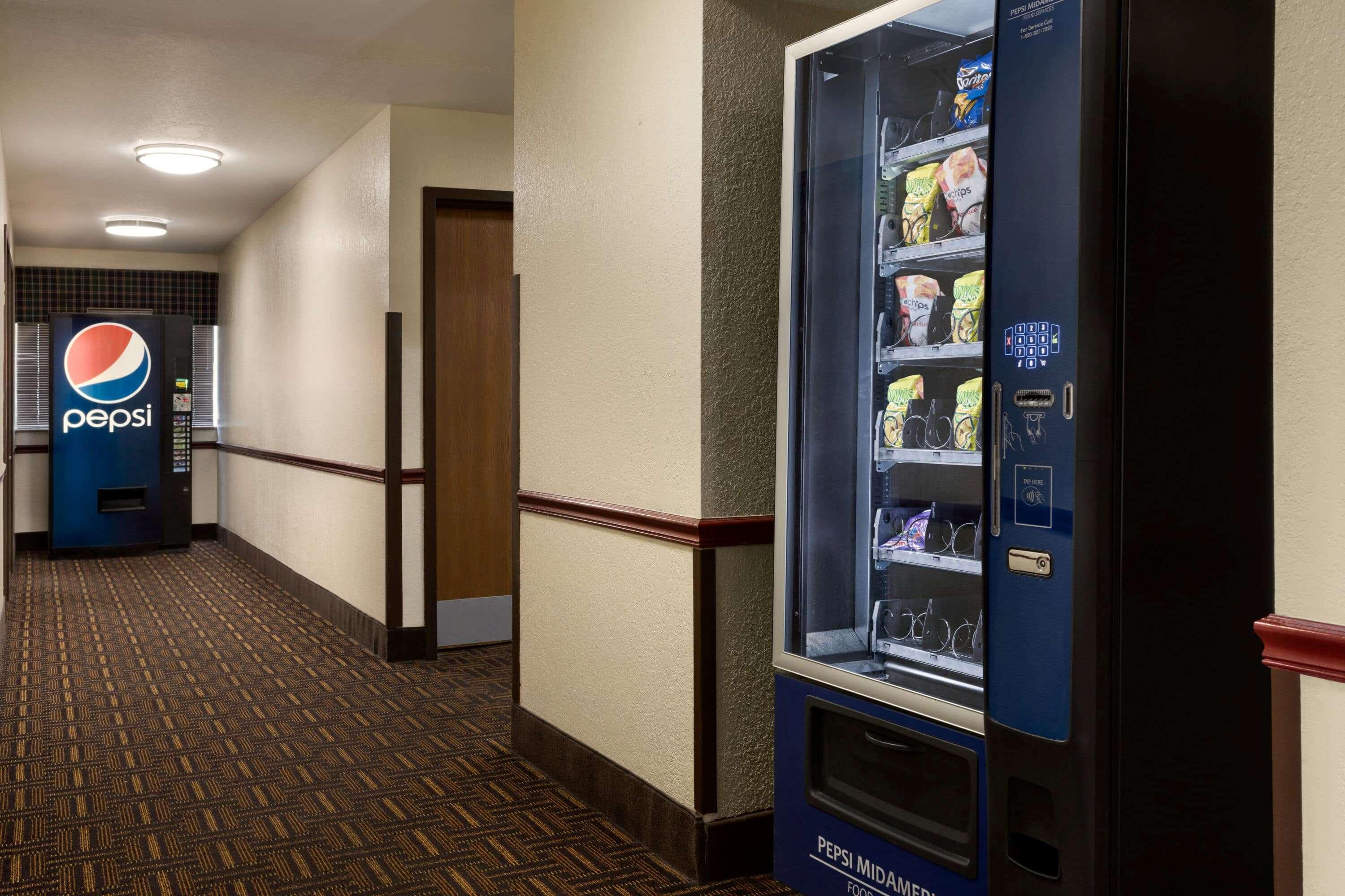 Super 8 By Wyndham Sikeston/Miner Area Hotel Екстериор снимка